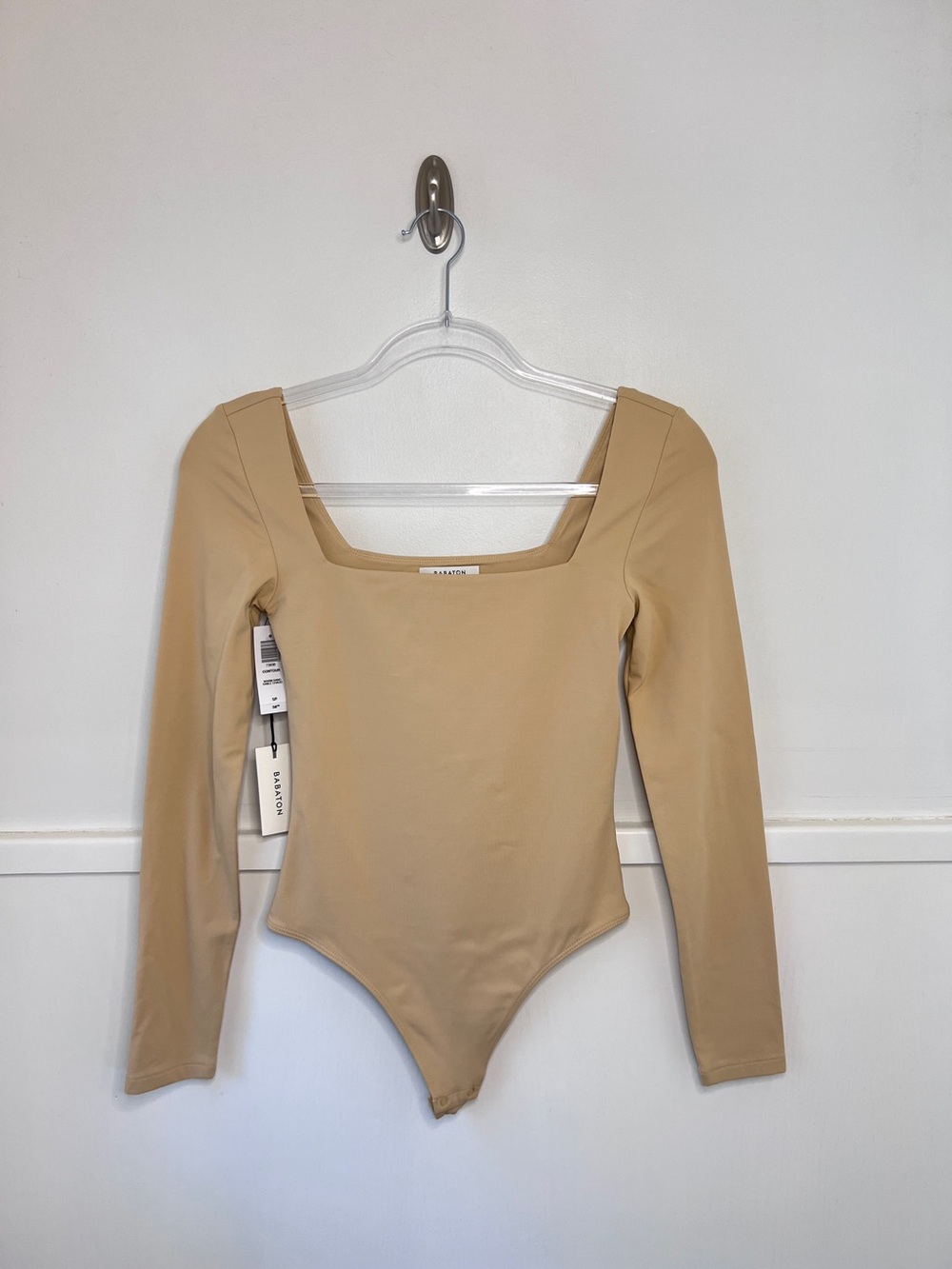 Aritzia Babaton Contour Squareneck Long Sleeve Bodysuit in Warm Sand NWT